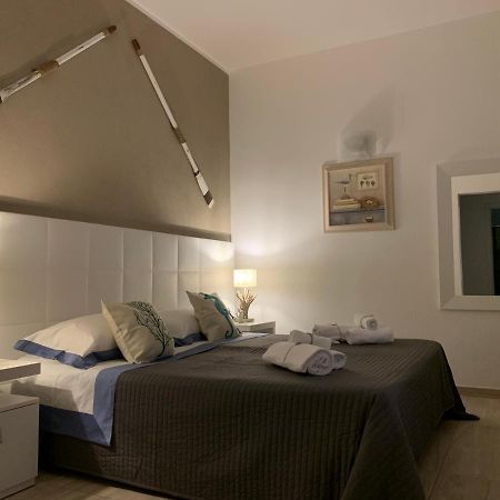 Aquarama Rooms & Apartments Torre Squillace Luaran gambar